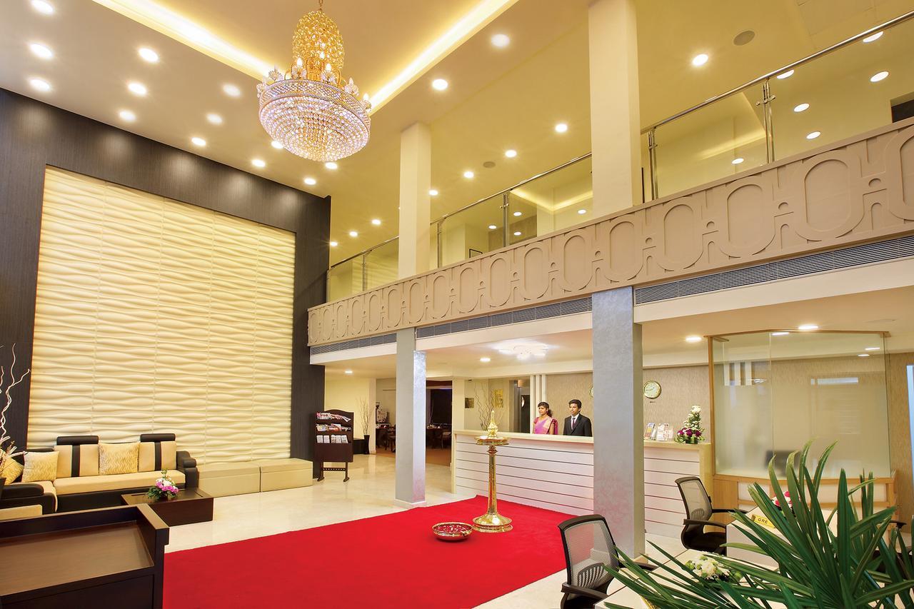 Hotel Joyees Residency Kottayam Exterior foto